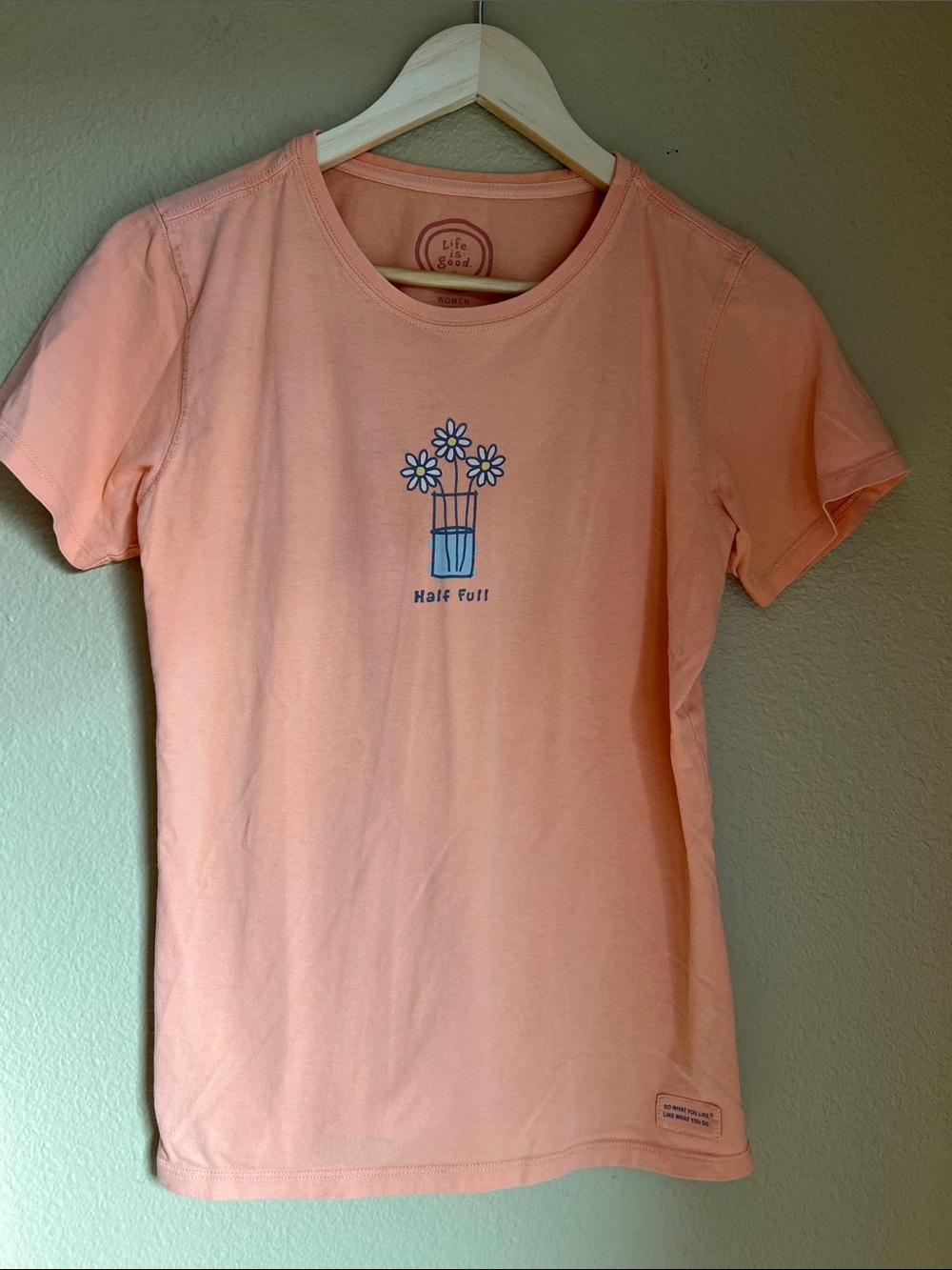 Life is Good Classic Fit Short Sleeve Tee S Half Full